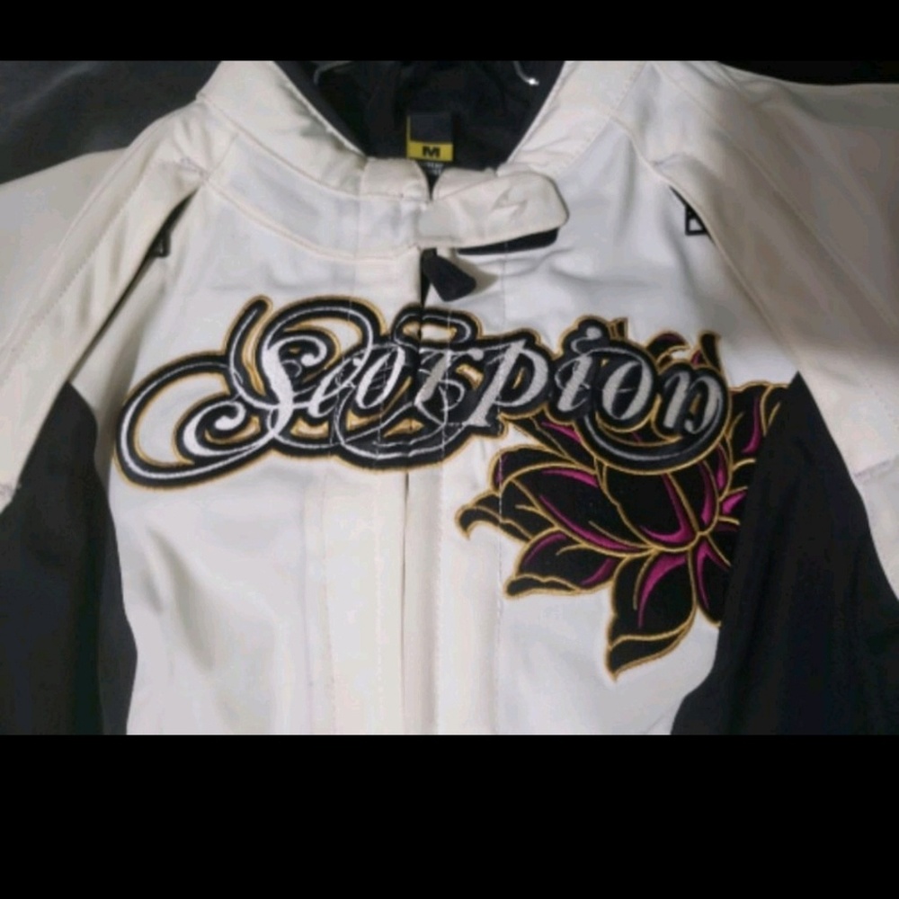 Beautiful black/white scorpion motorcycle jacket